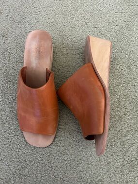 Jeffery Campbell Leather Camel Brown Slides Wedge Heels Size 8